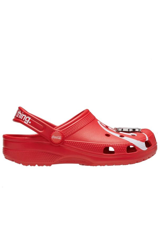 Klapki unisex Crocs Coca Cola Classic Clog 212129-90H - czerwone. Kolor: czerwony. Materiał: materiał. Sezon: lato