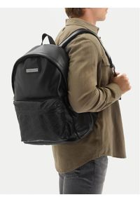 Guess Jeans Plecak CWBEO-GUESS-B-002-09 Czarny. Kolor: czarny. Materiał: skóra #1