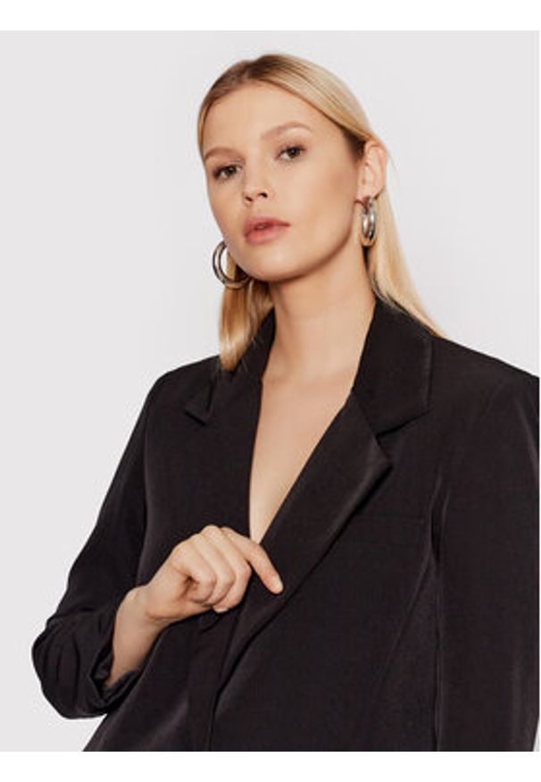 only - ONLY Marynarka Lana 15245698 Czarny Regular Fit. Kolor: czarny. Materiał: syntetyk