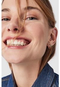 Tous kolczyki ze srebra pokrytego złotem. Materiał: złote, srebrne. Kolor: różowy #3