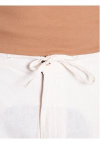 Lindbergh Spodnie materiałowe 30-008003 Biały Tapered Fit. Kolor: biały. Materiał: bawełna