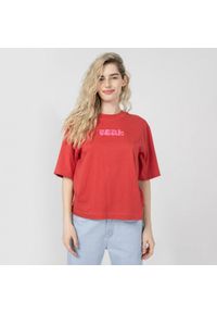 outhorn - T-shirt z nadrukiem damski - czerwony. Okazja: na co dzień. Kolor: czerwony. Materiał: dzianina, bawełna. Wzór: nadruk. Styl: casual #7