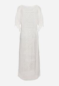 Born2be - Biała Pudełkowa Sukienka Maxi z Szydełkowej Tkaniny z Frędzelkami Sasori. Okazja: na co dzień. Kolor: biały. Materiał: tkanina. Długość rękawa: krótki rękaw. Styl: casual. Długość: maxi #2