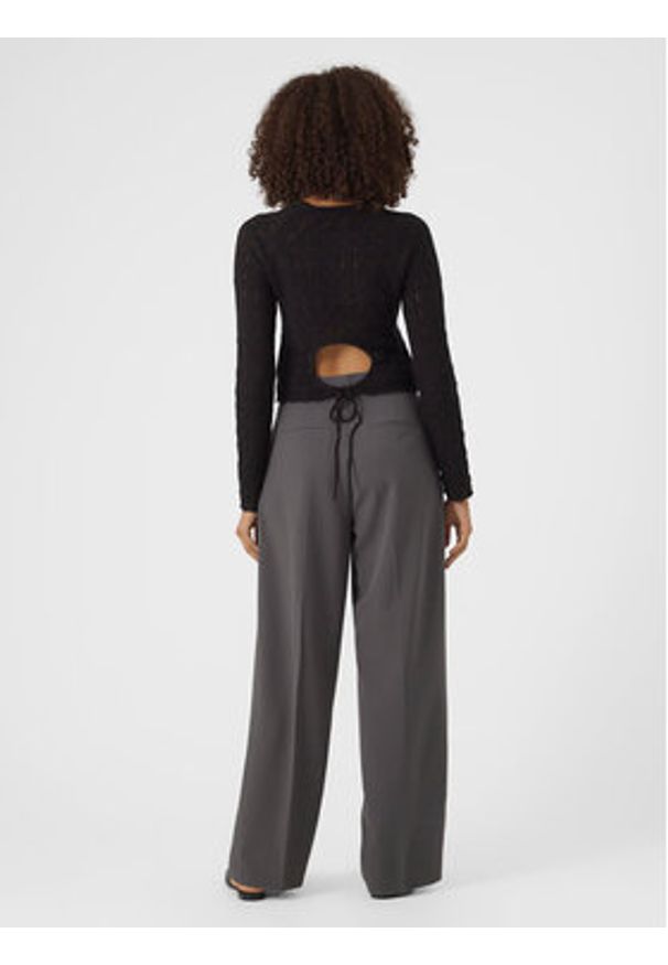 Vero Moda Sweter Fabienne 10299617 Czarny Slim Fit. Kolor: czarny. Materiał: bawełna