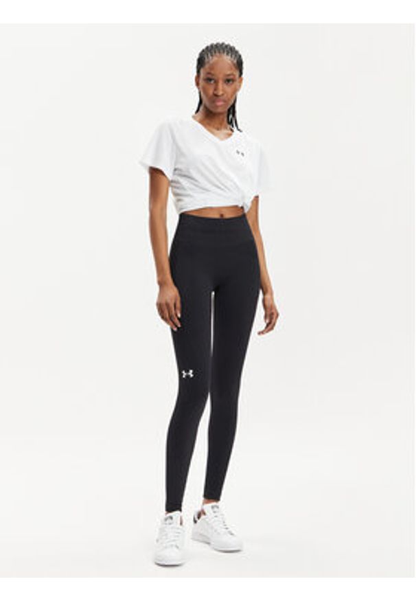 Under Armour Koszulka techniczna Tech Ssv- Solid 1384229-100 Biały Loose Fit. Kolor: biały. Materiał: syntetyk