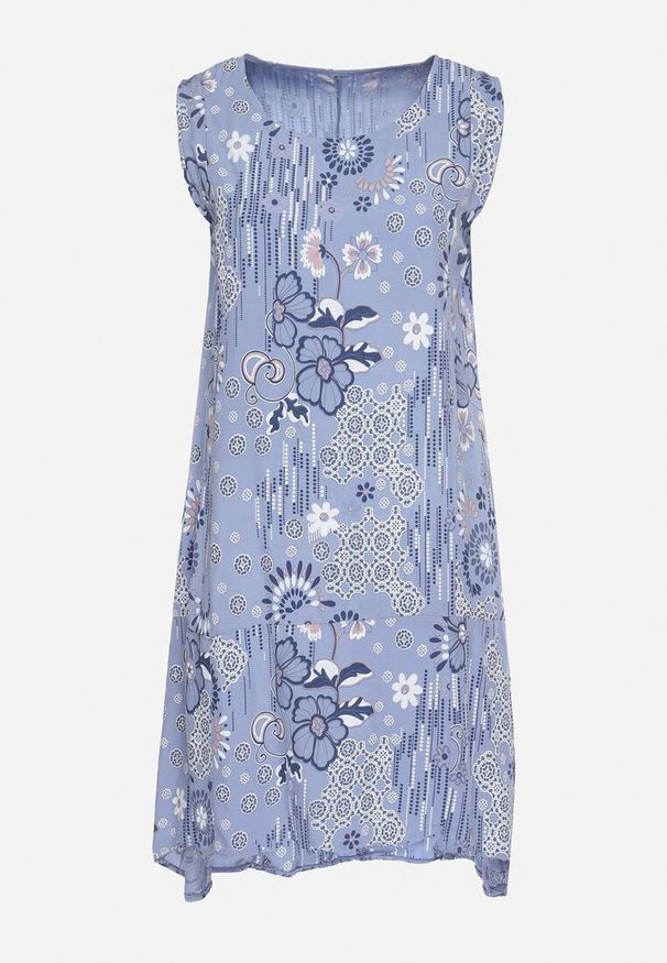 Born2be - Niebieska Wiskozowa Sukienka z Dłuższym Tyłem bez Rękawów Fiema. Kolekcja: plus size. Kolor: niebieski. Materiał: wiskoza. Długość rękawa: bez rękawów. Wzór: aplikacja. Typ sukienki: dla puszystych. Styl: klasyczny