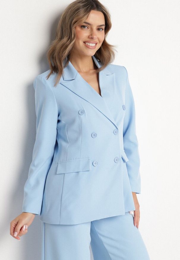 Born2be - Niebieski Garnitur Dwurzędowa Marynarka z Usztywnionymi Ramionami i Spodnie Sonavitia. Kolor: niebieski