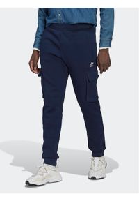 Adidas - adidas Spodnie dresowe adicolor Essentials Trefoil HK0185 Granatowy Slim Fit. Kolor: niebieski. Materiał: syntetyk, dresówka #1