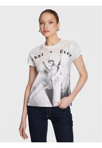 Guess T-Shirt Carmen W3RI30 I3Z11 Biały Slim Fit. Typ kołnierza: typu carmen. Kolor: biały. Materiał: bawełna