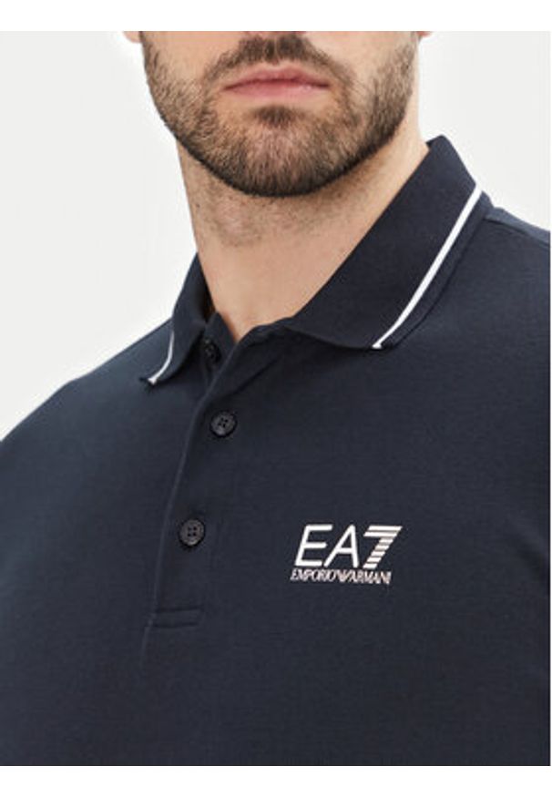 EA7 Emporio Armani Polo 8NPF16 PJVUZ 1562 Granatowy Slim Fit. Typ kołnierza: polo. Kolor: niebieski. Materiał: bawełna
