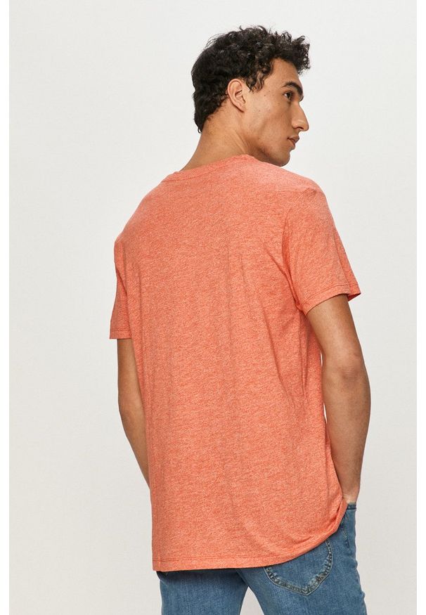 Lee - T-shirt. Okazja: na co dzień. Kolor: pomarańczowy. Materiał: dzianina. Styl: casual