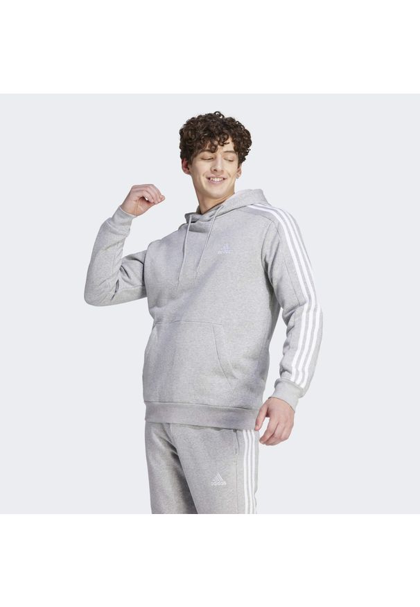 Adidas - Bluza męska adidas Essentials Fleece 3-Stripes Hoodie. Typ kołnierza: kaptur. Kolor: biały, wielokolorowy, szary. Materiał: polar, materiał