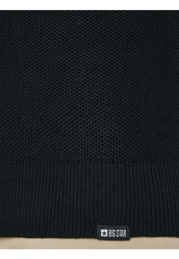 Big-Star - Sweter męski rozpinany ze stójką czarny Olafi 906. Okazja: na co dzień. Typ kołnierza: kołnierzyk stójkowy. Kolor: czarny. Materiał: jeans, dzianina. Wzór: ze splotem. Styl: klasyczny, casual