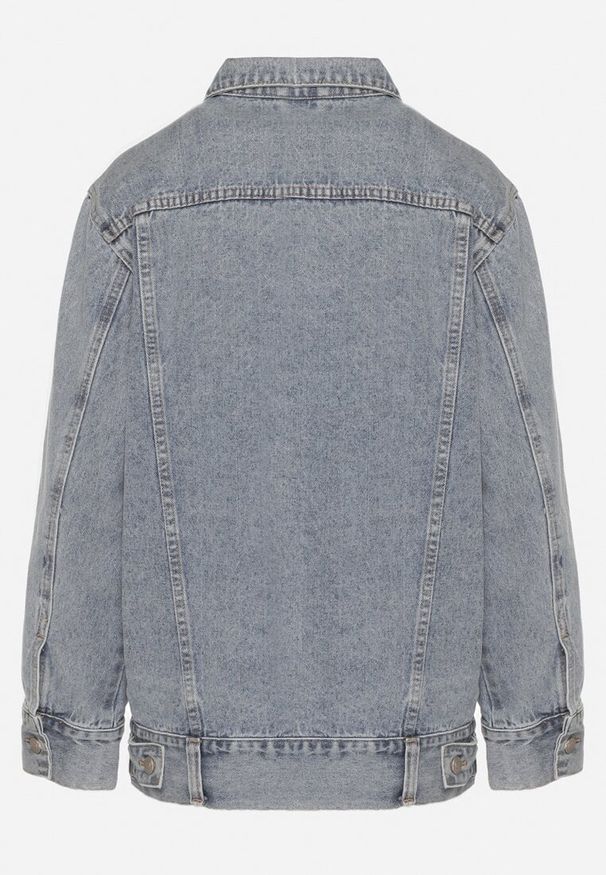 Born2be - Niebieska Kurtka Jeansowa o Klasycznym Kroju Anlarra. Okazja: na co dzień. Kolor: niebieski. Materiał: jeans. Wzór: grochy. Styl: klasyczny