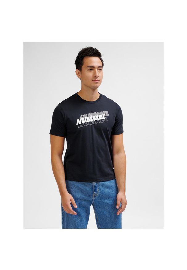 Koszulka z potrójnym logo Hummel Graphic. Kolor: czarny. Sport: koszykówka