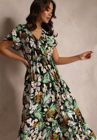 Renee - Zielono-Czarna Sukienka z Wiskozy Maxi w Kwiaty Mahiza. Typ kołnierza: dekolt kopertowy. Kolor: zielony. Materiał: wiskoza. Długość rękawa: krótki rękaw. Wzór: kwiaty. Typ sukienki: kopertowe. Długość: maxi #5