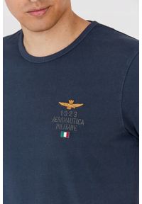 Aeronautica Militare - AERONAUTICA MILITARE Granatowy t-shirt męski. Kolor: niebieski. Wzór: haft #3