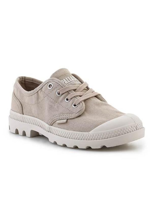 Buty do chodzenia damskie Palladium Pampa Oxford. Zapięcie: sznurówki. Kolor: beżowy. Materiał: materiał, syntetyk, tkanina. Szerokość cholewki: normalna. Sport: turystyka piesza