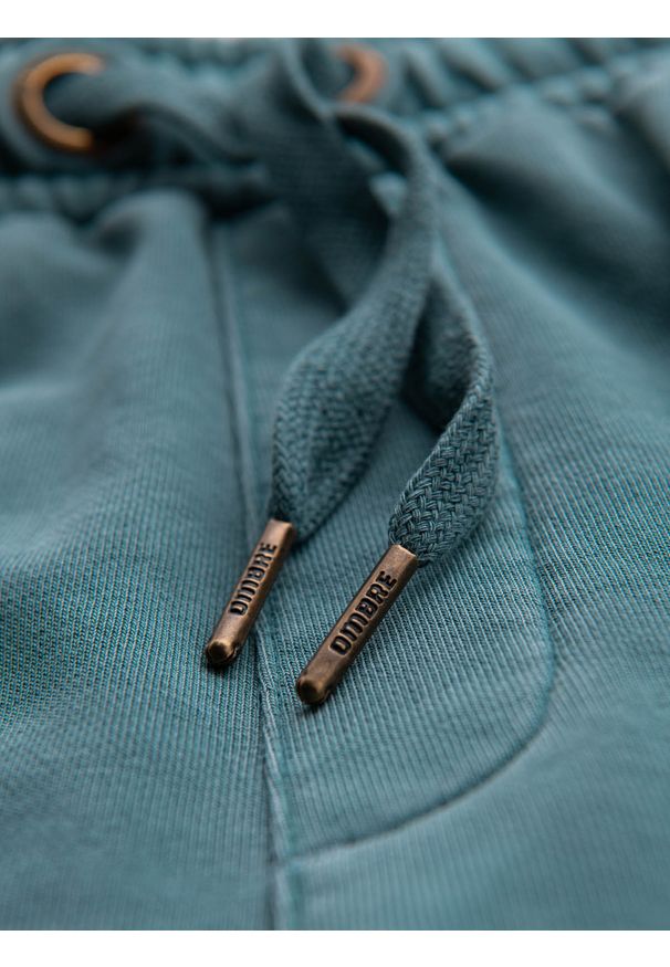 Ombre Clothing - Męskie krótkie spodenki dresowe RELAXED FIT w stylu athleisure – turkusowe V1. Kolor: turkusowy. Materiał: dresówka. Długość: krótkie