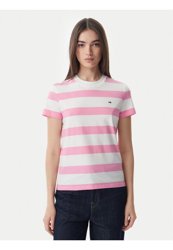 Tommy Jeans T-Shirt Flag DW0DW23801 Różowy jasny Regular Fit. Kolor: różowy. Materiał: bawełna