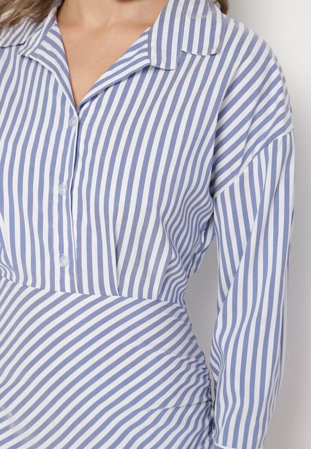 Born2be - Niebieska Koszulowa Sukienka w Paski o Dopasowanym Kroju Meveira. Okazja: na imprezę. Typ kołnierza: kołnierzyk klasyczny. Kolor: niebieski. Długość rękawa: długi rękaw. Wzór: paski. Typ sukienki: koszulowe. Styl: klasyczny