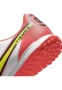 Buty piłkarskie Nike Tiempo Legend 9 Academy Tf M DA1191-176 wielokolorowe białe. Kolor: wielokolorowy. Materiał: skóra, guma. Szerokość cholewki: normalna. Sport: piłka nożna #4