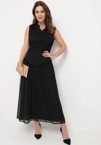Born2be - Czarna Sukienka Długa Rozkloszowana z Powlekanymi Guzikami Ingridesa. Kolor: czarny. Długość: maxi #5