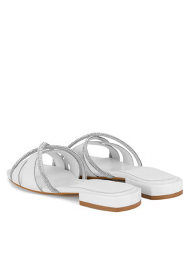 Badura Klapki AGATA-21463PE Biały. Kolor: biały. Materiał: skóra