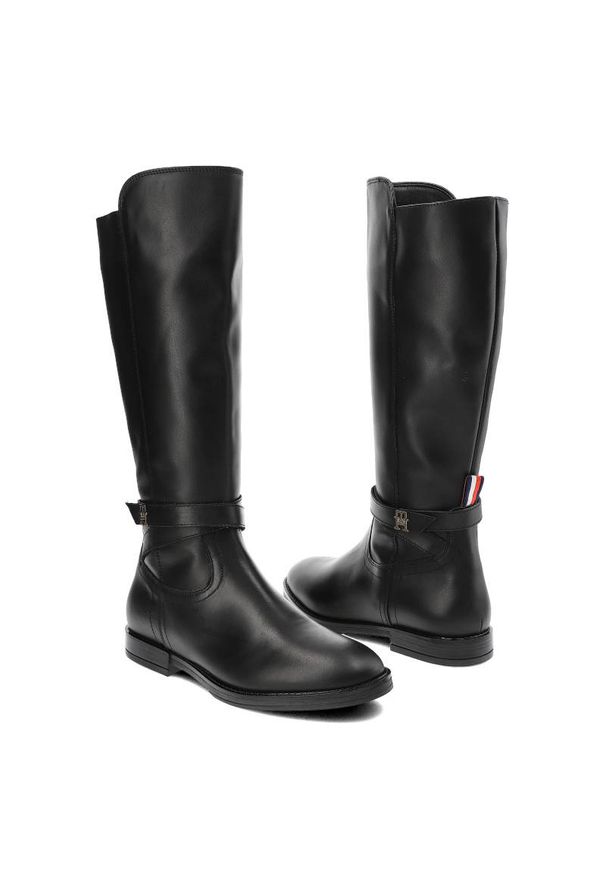 TOMMY HILFIGER - Czarne Kozaki Damskie Tommy Hilfiger Eleganckie Skórzane Buty. Kolor: czarny. Materiał: skóra. Szerokość cholewki: normalna. Wzór: aplikacja. Obcas: na obcasie. Styl: elegancki. Wysokość obcasa: niski