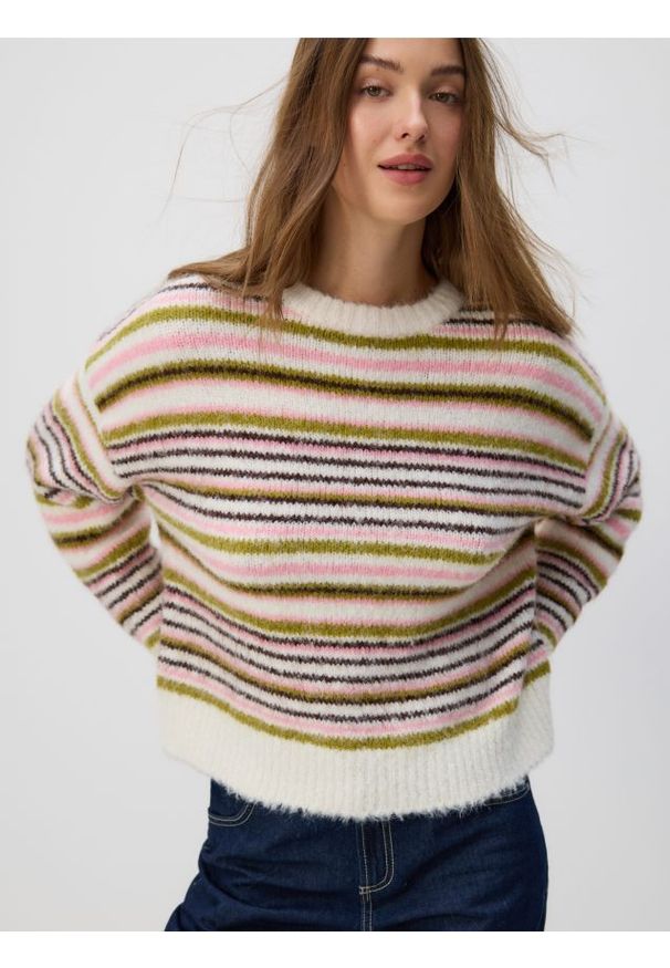 Reserved - Sweter w paski - wielobarwny. Materiał: wełna, dzianina. Wzór: paski