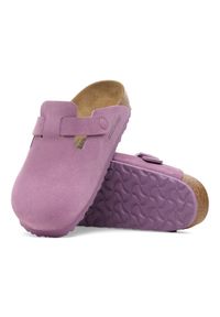 Birkenstock - BIRKENSTOCK Boston LEVE Mauve Klapki damskie. Okazja: na co dzień. Kolor: różowy. Materiał: syntetyk, zamsz, materiał. Sezon: lato, wiosna. Styl: casual, klasyczny, elegancki
