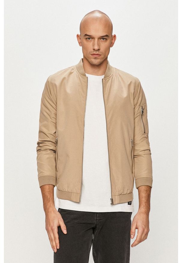 Jack & Jones - Kurtka bomber. Okazja: na co dzień. Kolor: beżowy. Styl: casual