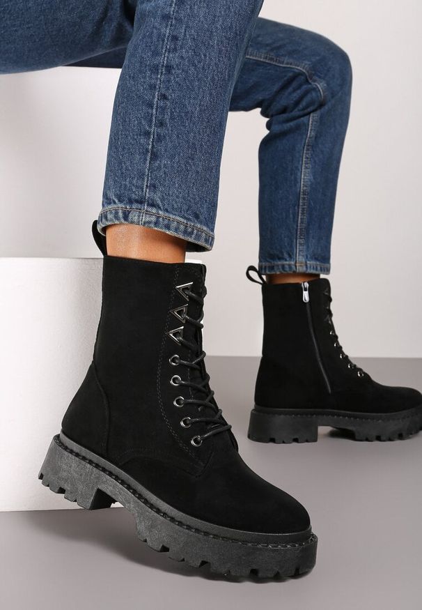 Born2be - Czarne Botki Workery na Grubej Podeszwie ze Sznurowaniem Erisly. Okazja: na co dzień. Zapięcie: sznurówki. Kolor: czarny. Materiał: skóra, jeans. Styl: elegancki, rockowy, casual