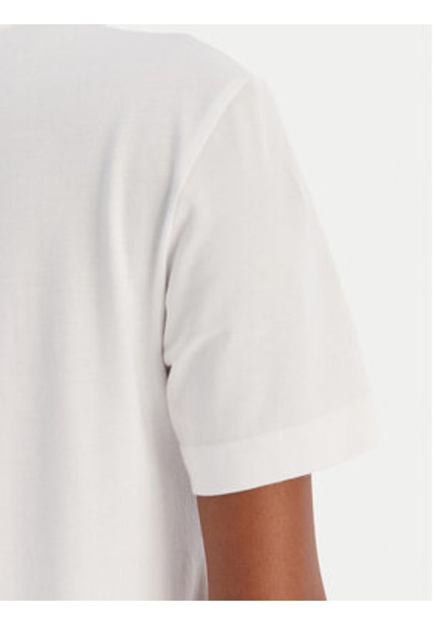 Calvin Klein Jeans T-Shirt A- Inst. Logo Classic LV047C912G Biały Regular Fit. Kolor: biały. Materiał: bawełna