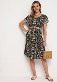 Born2be - Czarno-Zielona Wiskozowa Sukienka Rozkloszowana we Wzór Paisley Mastis. Kolor: czarny. Materiał: wiskoza. Wzór: paisley #6