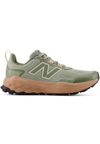 Buty damskie New Balance Fresh Foam Garoé v2 WTGAROP2 – zielone. Okazja: na co dzień. Kolor: zielony. Materiał: guma, syntetyk, materiał. Szerokość cholewki: normalna. Sport: fitness