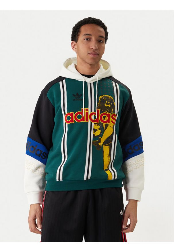 Adidas - adidas Bluza Archive Football Graphic KD1438 Zielony Loose Fit. Kolor: zielony. Materiał: bawełna
