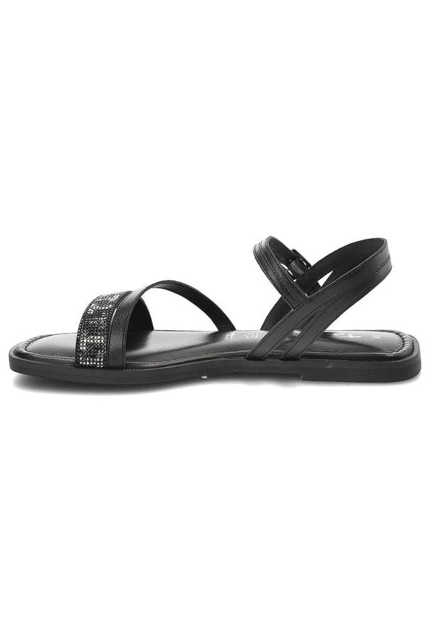 Czarne Sandały Tamaris Eleganckie Płaskie Buty. Okazja: na co dzień. Zapięcie: pasek. Kolor: czarny. Materiał: skóra. Wzór: paski. Sezon: lato. Obcas: na płaskiej podeszwie. Styl: elegancki