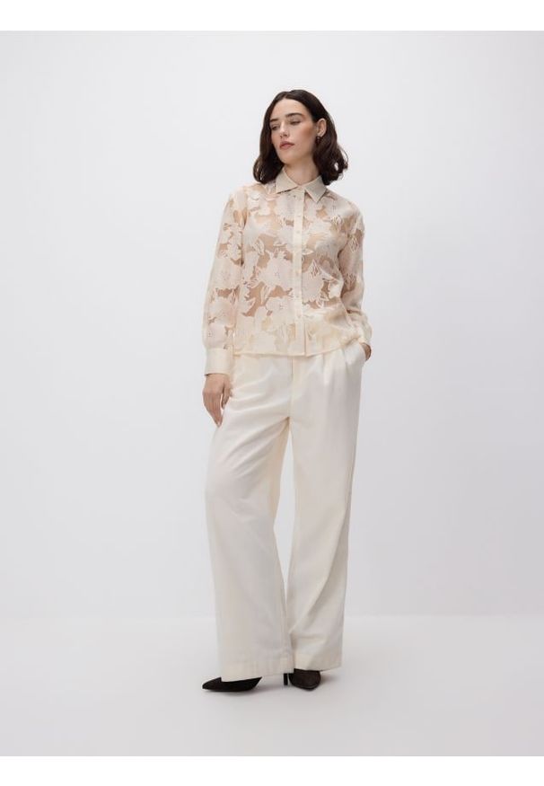 Reserved - Koszula z wiskozą - beżowy. Kolor: beżowy. Materiał: wiskoza