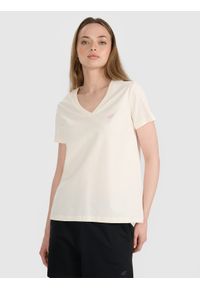 4f - 4F T-shirt oversize gładki damski - biały XS. Okazja: na co dzień. Typ kołnierza: dekolt w serek. Kolor: biały. Materiał: bawełna, jersey, dzianina, tkanina. Długość rękawa: krótki rękaw. Długość: krótkie. Wzór: gładki. Styl: sportowy, klasyczny, casual