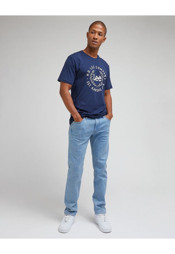 Lee - LEE DAREN ZIP FLY MĘSKIE SPODNIE JEANSOWE JEANSY DŻINSY ELECTRIC DREAMS 112342274 L707015728. Okazja: na co dzień. Styl: casual, klasyczny, elegancki