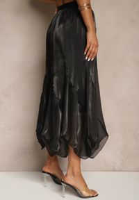 Renee - Czarna Spódnica o Rozkloszowanym Kroju z Błyszczącą Nitką Lumorisse. Okazja: na co dzień, na imprezę. Kolor: czarny. Styl: elegancki, casual #4