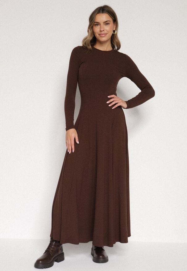 Born2be - Brązowa Bawełniana Sukienka o Rozkloszowanym Kroju Tuselenea. Okazja: na co dzień. Kolor: brązowy. Materiał: bawełna. Typ sukienki: proste. Styl: casual, elegancki