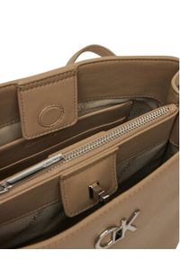 Calvin Klein Torebka Ck Bucket Bag K60K612803 Beżowy. Kolor: beżowy. Materiał: skórzane