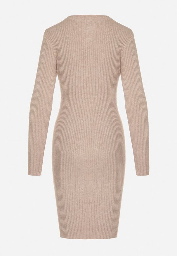 Born2be - Beżowa Dopasowana Sukienka z Prążkowanej Dzianiny z Bawełną Tesmera. Okazja: na spotkanie biznesowe, do pracy, na co dzień. Kolor: beżowy. Materiał: dzianina, prążkowany, bawełna. Styl: casual, biznesowy