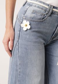 Born2be - Niebieskie Jeansy z Bawełną o Szerokim Kroju z Wysokim Stanem i Sznurkowym Paskiem Ianaia. Okazja: na co dzień. Stan: podwyższony. Kolor: niebieski. Styl: casual, klasyczny #5