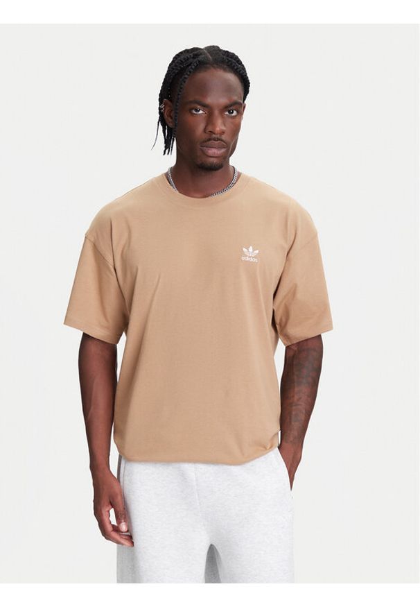 Adidas - adidas T-Shirt Trefoil Essentials JV5944 Beżowy Oversize. Kolor: beżowy. Materiał: bawełna