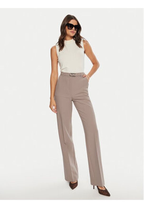 Marciano Guess Spodnie materiałowe Celia 4BGB03 7046A Beżowy Regular Fit. Kolor: beżowy. Materiał: syntetyk