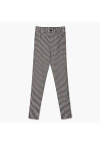 Cropp - Spodnie skinny w kratkę - Beżowy. Kolor: beżowy. Materiał: tkanina, włókno, wiskoza. Długość: długie. Wzór: kratka #1