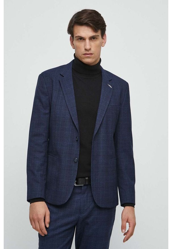 medicine - Medicine marynarka męska kolor granatowy. Kolor: niebieski. Materiał: tkanina. Styl: klasyczny